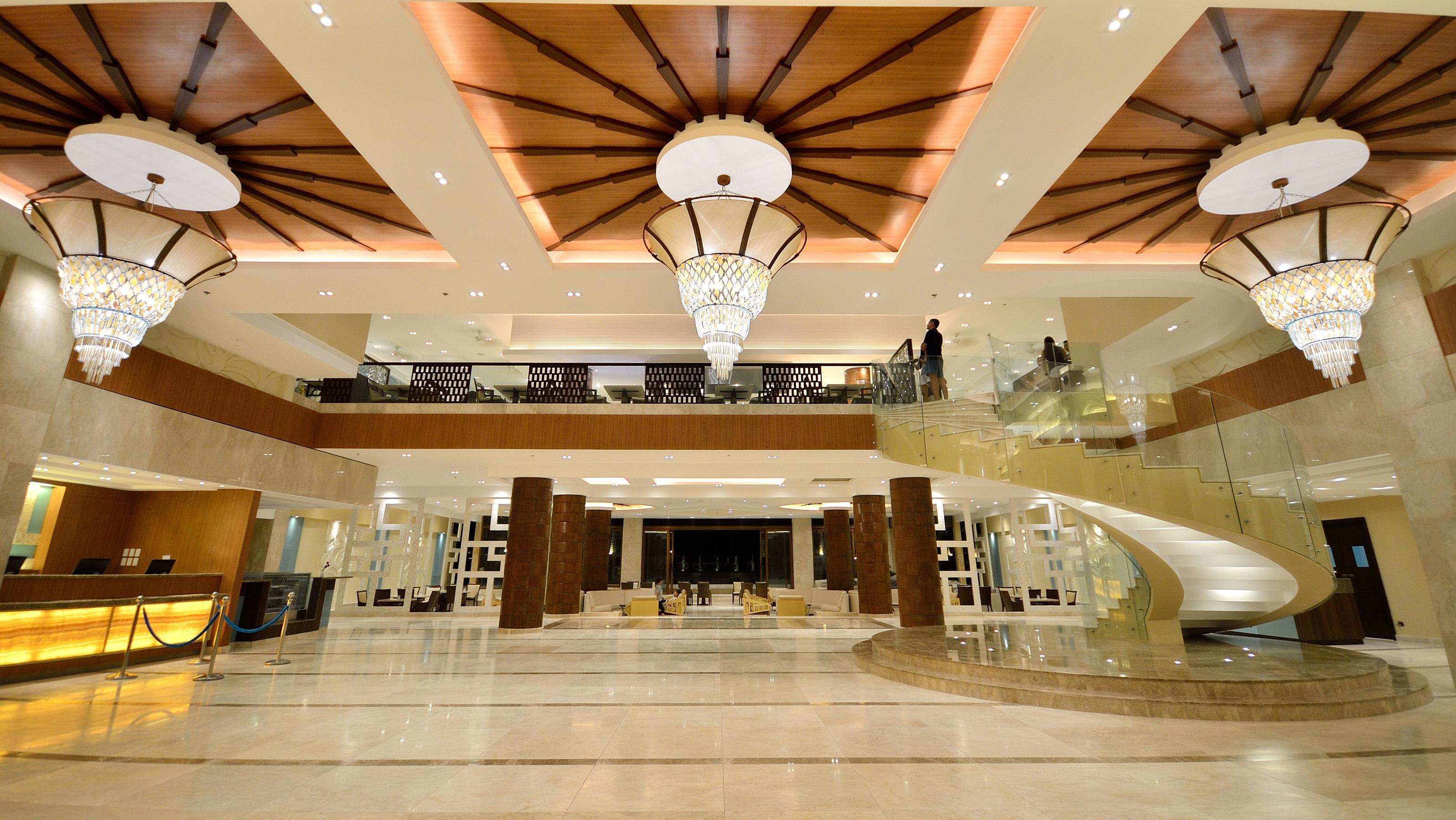 Henann Alona 5*