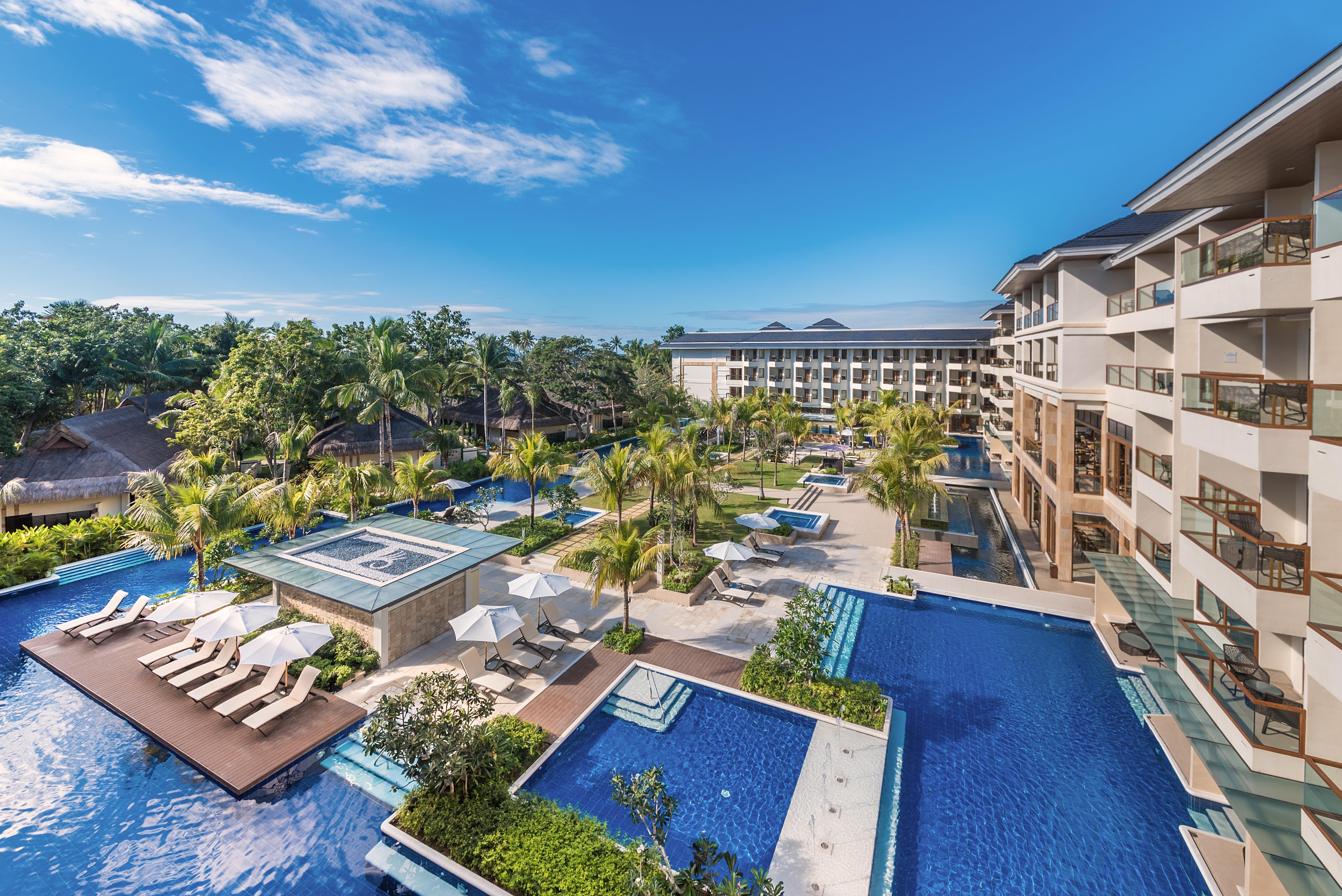 Resort Henann Alona 5*