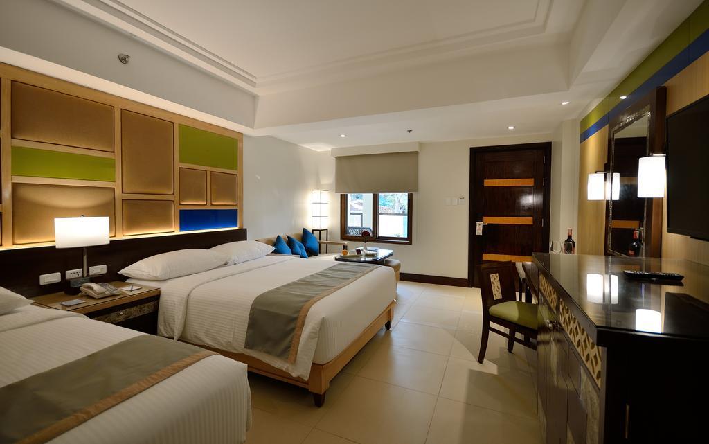 Henann Alona Resort Panglao
