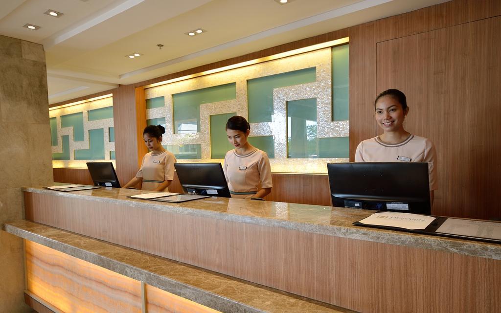 Resort Henann Alona
